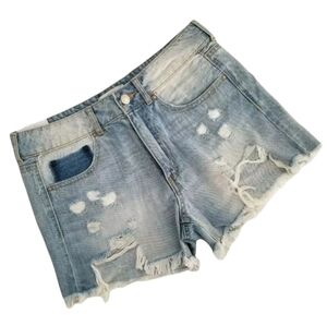 Forever 21 Destroyed Mid Rise Cutoff Denim Shorts 27 Raw Hem Light Wash Festival
